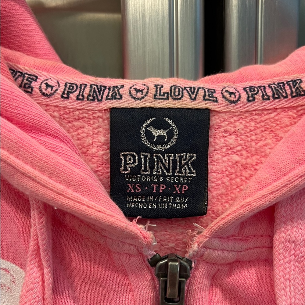 Victoria’s Secret PINK Pink Zip Hoodie Jacket with Heart & 86 Graphic RARE - Picture 4 of 8